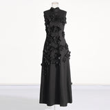 Retro-Style Niche Walking Show 2025 Summer New Round-Neck Sleeveless Design Long Three-Dimensional Floral Dress