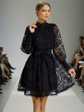 Retro Court Dress Women's Dress 2025 Early Spring New Lace Embroidery Jed Flower Collection Waist Thin Skirt