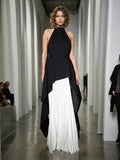 Temperament Elegant Wind 2025 Spring New Fashion Sleeveless Hanging Neck Top + Folded Skirt Suit Woman