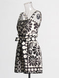 Casual Wind 2025 New Printed Sleeveless Button Tie With Short Broad Leg Jumpsuit Woman