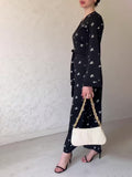 2024 Spring New V-Neck Temperament Bubble Sleeves To Close The Waist And Crushed Flowers Gentle Wind Dress Woman