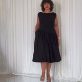 2025 New Solid Color Sleeveless Strap Folds Splicing Body Repair Dress