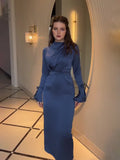 New Body-Repaired Strapped Bowed Long-Sleeved And Vertiny Dress