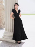 2025 V-Neck Shoulder Three-Dimensional Flower Design Short-Sleeved Dress Dress