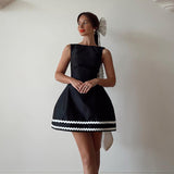 Summer 2025 New Sister Bag Hip Dress Famous Style Temperament Sexy Bare Back A Dress Dress Woman DJPT