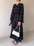 2024 Spring New V-Neck Temperament Bubble Sleeves To Close The Waist And Crushed Flowers Gentle Wind Dress Woman