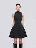 2025 Irregular Neckpei Design Peng Peng Dress Symmetrical Folds In Spring And Summer