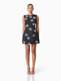 2025 New Australian Niche Round-Neckless Hand Nail Flower Three-Dimensional Short Dress Woman