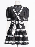 Retro Style 2025 Summer New V-Neck Belt Belt Waist Design Lace Side Short Dress Dress Woman