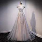 Dress Woman 2025 New Temperament Color Yarn High-End Word Shoulder Tail Host Dreamson Vocal Art Exam
